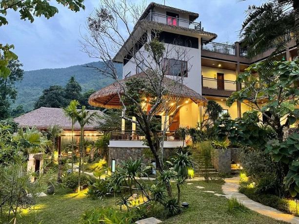 Imagen general del Hotel Ebino Pu Luong Resort. Foto 2