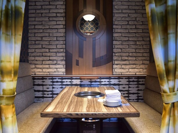 Imagen del bar/restaurante del Hotel Ebisuholic. Foto 12