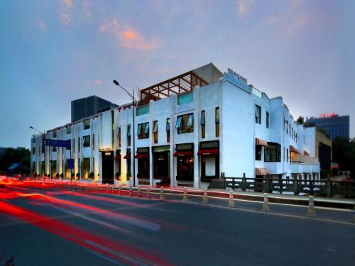 Imagen general del Hotel Ebo-zijin Gang Camps Zhejiang University. Foto 4