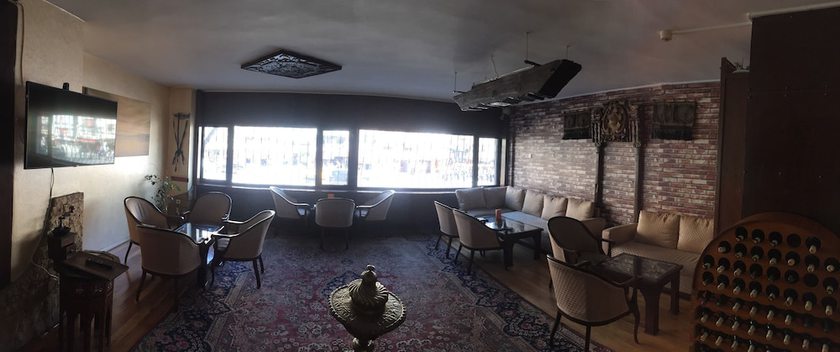 Imagen de los interiores del Hotel Ebru. Foto 19