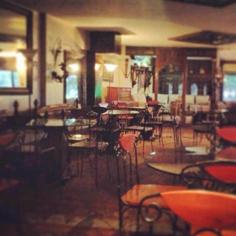 Imagen del bar/restaurante del Hotel Ebru. Foto 7
