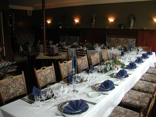 Imagen del bar/restaurante del Hotel Ebsens. Foto 12