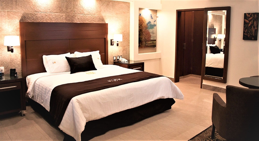 Imagen de la habitación del Hotel Ecce Inn and Spa. Foto 4