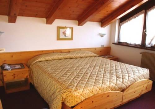 Imagen de la habitación del Hotel Eccher. Foto 14