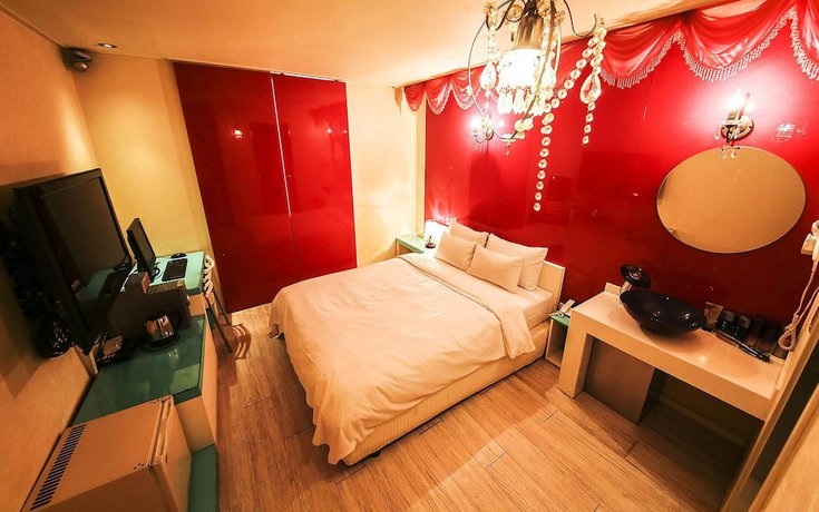 Imagen de la habitación del Hotel Echae. Foto 20