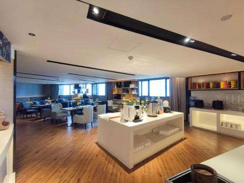 Imagen general del Hotel Echarm International Guangzhou Beijing Road Pedestrian Street Tianzi Wharf. Foto 6