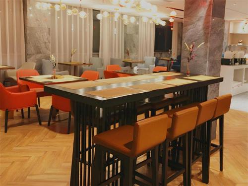 Imagen general del Hotel Echarm Lhasa Potala Palace Plaza. Foto 5