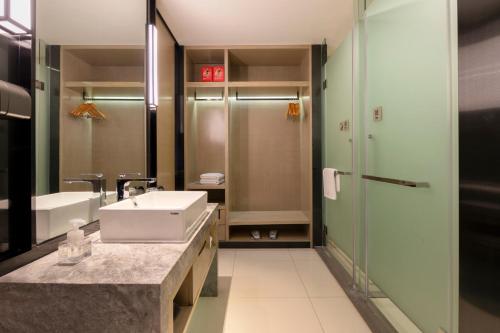 Imagen general del Hotel Echarm Wuhan Guanggu Biology City. Foto 9