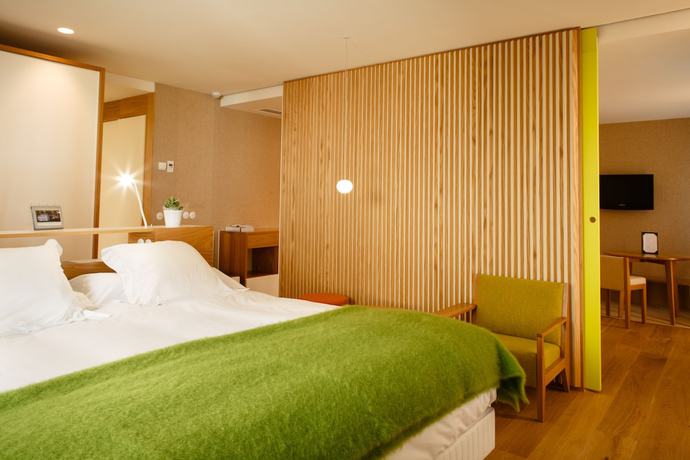 Imagen de la habitación del Hotel Echaurren Relais & Châteaux. Foto 6