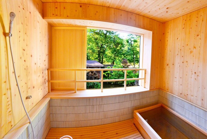 Imagen de la habitación del Hotel Echigo Tanaka Onsen Shinanosou. Foto 25