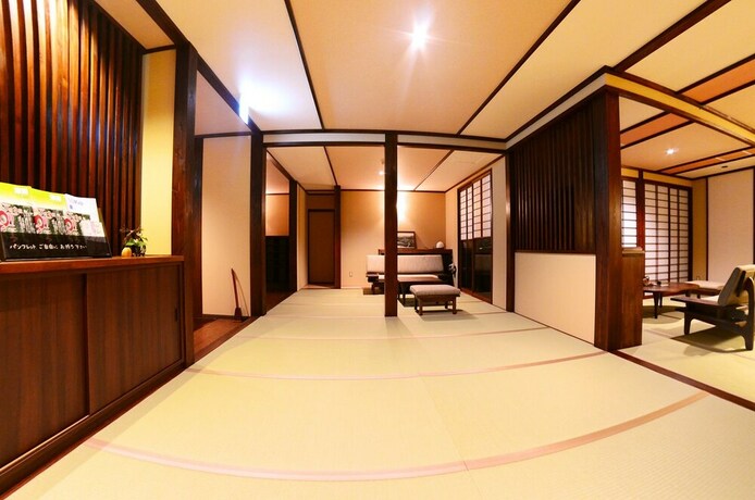 Imagen de los interiores del Hotel Echigo Tanaka Onsen Shinanosou. Foto 31