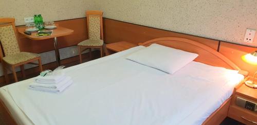 Imagen de la habitación del Hotel Echo. Foto 7