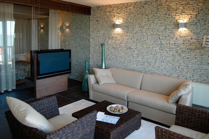 Imagen de la habitación del Hotel Echo Residence All Suite. Foto 9