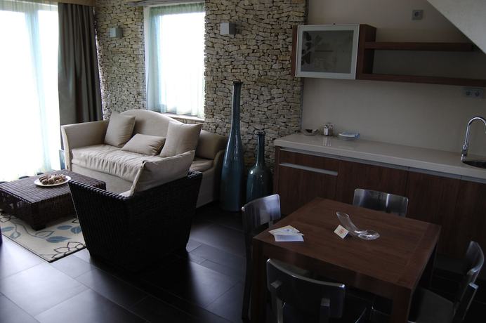 Imagen de la habitación del Hotel Echo Residence All Suite. Foto 12