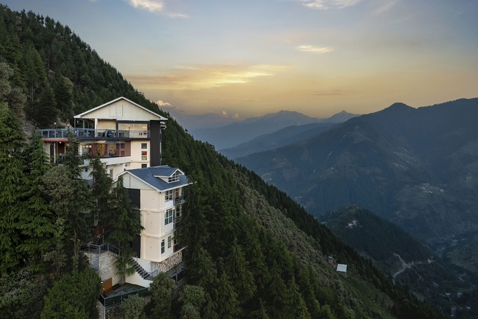 Imagen general del Hotel Echor Alpine Meadows Khajjiar Dalhousie. Foto 1