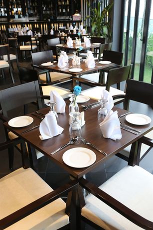 Imagen del bar/restaurante del Hotel E.city At Onecity. Foto 3
