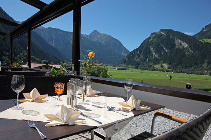 Imagen del bar/restaurante del Hotel Eckartauerhof. Foto 9