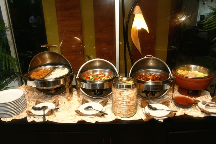 Imagen del bar/restaurante del Hotel Eclipse, Kota Yogyakarta. Foto 2
