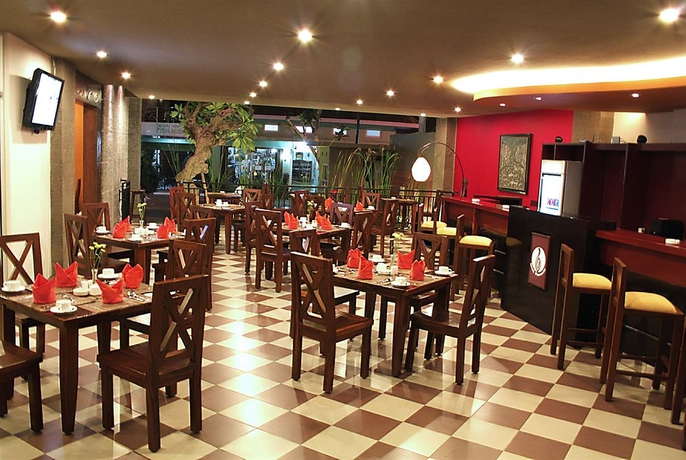 Imagen del bar/restaurante del Hotel Eclipse, Kota Yogyakarta. Foto 3