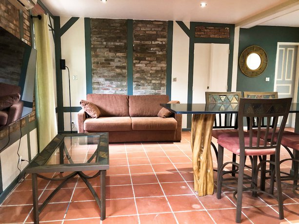 Imagen de la habitación del Hotel Eclipse La Belle Etoile. Foto 11