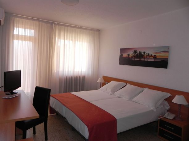 Imagen de la habitación del Hotel Eco Avenida. Foto 7