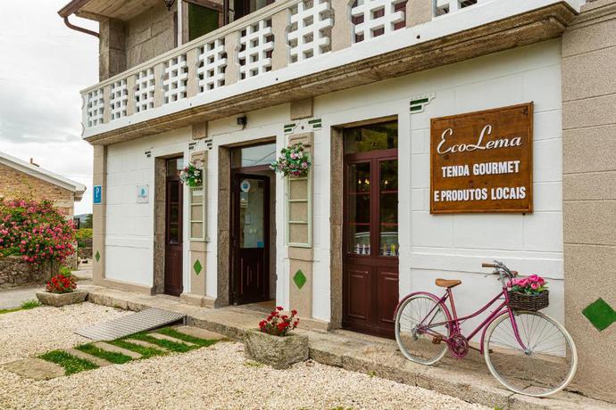 Imagen de los exteriores del Hotel Eco Casa Lema II. Foto 8