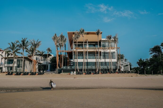 Imagen general del Hotel Eco Cozy Beachfront Resort Chaam. Foto 4