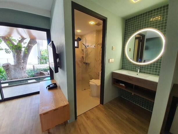 Imagen general del Hotel Eco Cozy Beachfront Resort Chaam. Foto 8
