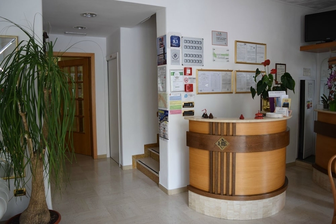 Imagen de los interiores del Hotel Eco Edy. Foto 19