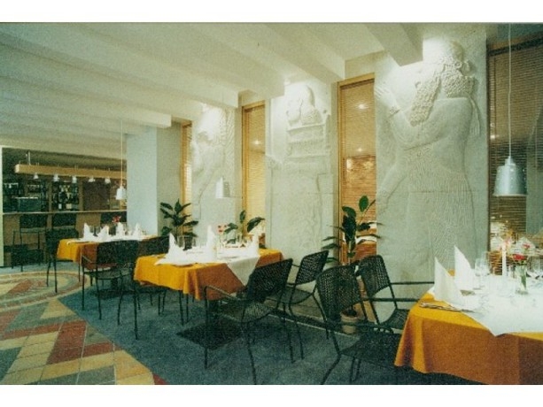 Imagen del bar/restaurante del Hotel Eco Hotel Babilonas. Foto 2