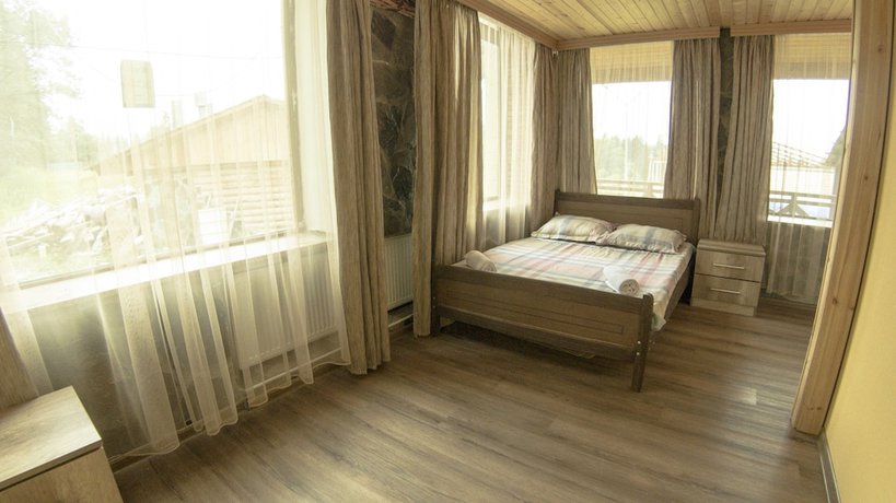 Imagen de la habitación del Hotel Eco House In Bakuriani. Foto 6