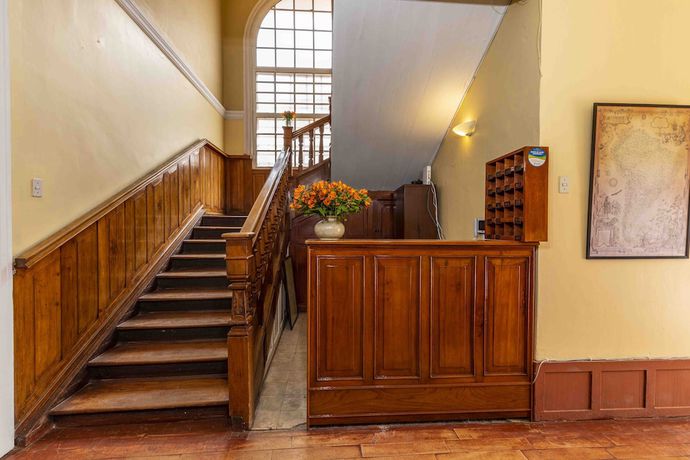 Imagen de los interiores del Hotel Eco Inn. Foto 20