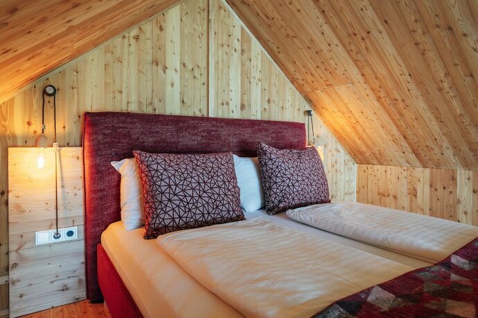Imagen de la habitación del Hotel Eco Lodges Millst&auml;tter See. Foto 17