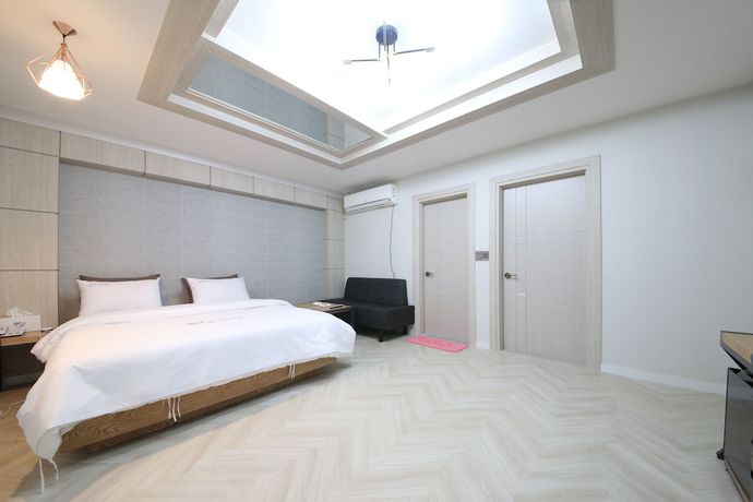 Imagen de la habitación del Hotel Eco, Mokpo. Foto 2