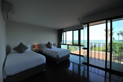 Imagen de la habitación del Hotel Eco Moment Beach Resort. Foto 11