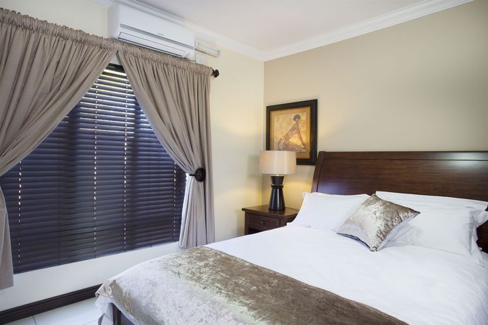 Imagen de la habitación del Hotel Eco Park Lodge. Foto 6
