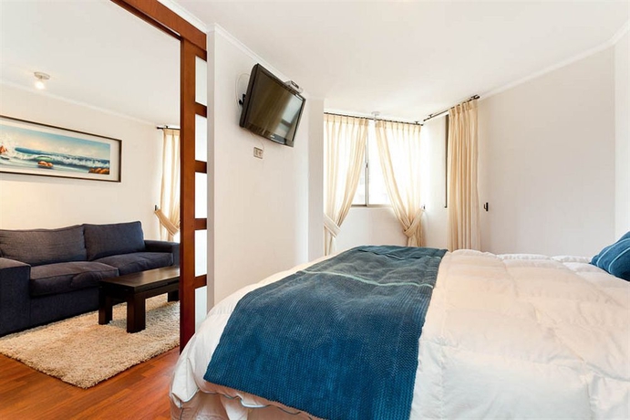 Imagen de los interiores del Hotel Eco Plaza Santiago. Foto 9