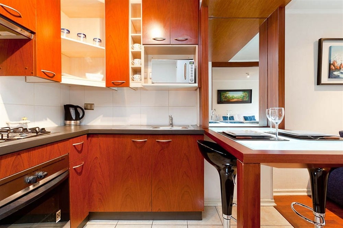 Imagen de la habitación del Hotel Eco Plaza Santiago. Foto 2