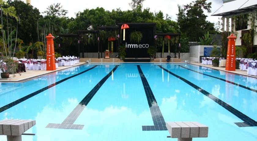 Imagen de la piscina del Hotel Eco Resort Chiang Mai. Foto 14