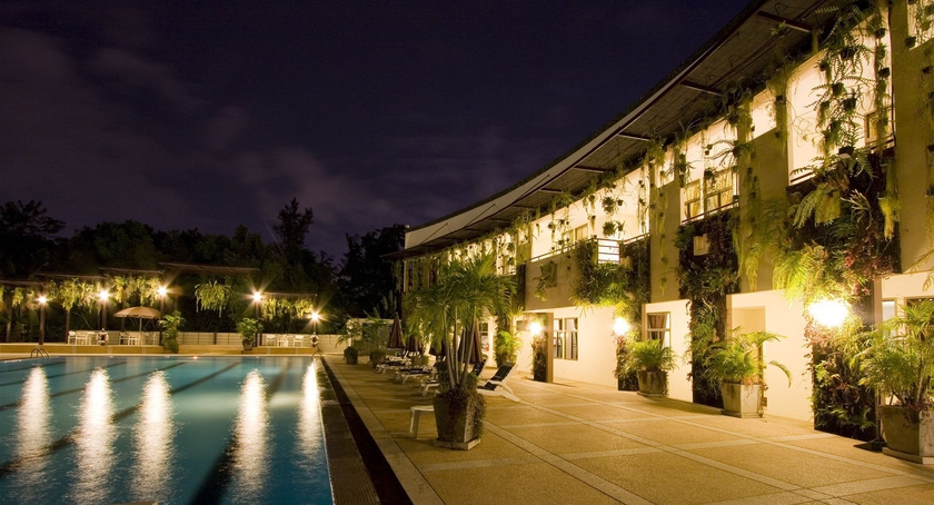 Imagen de la piscina del Hotel Eco Resort Chiang Mai. Foto 15