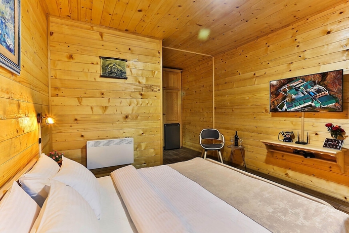 Imagen de la habitación del Hotel Eco Resort Elite. Foto 15