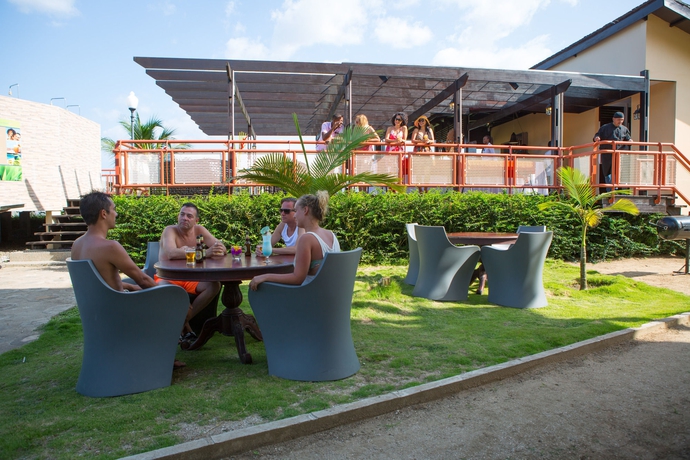 Imagen de los exteriores del Hotel Eco Resort Inn. Foto 15