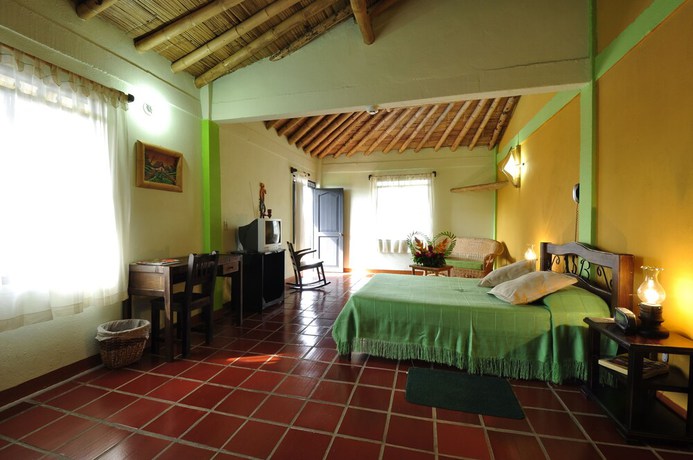 Imagen de la habitación del Hotel Eco Santa Barbara. Foto 3