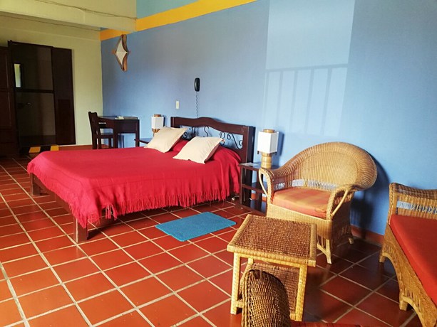 Imagen de la habitación del Hotel Eco Santa Barbara. Foto 6