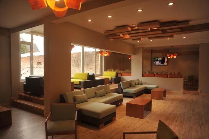 Imagen de los interiores del Hotel Eco Ski. Foto 8