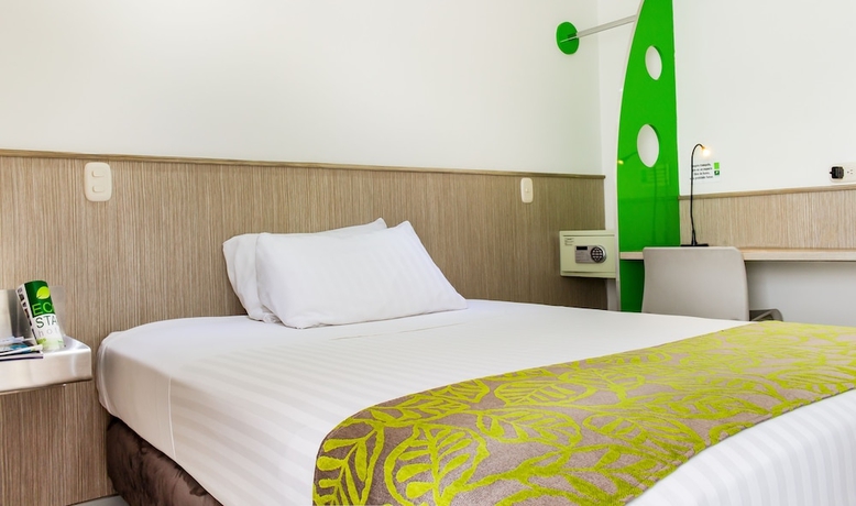 Imagen de la habitación del Hotel Eco Star. Foto 12