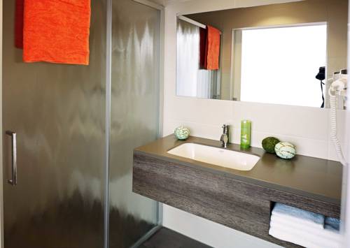 Imagen de la habitación del Hotel Eco Suite. Foto 16