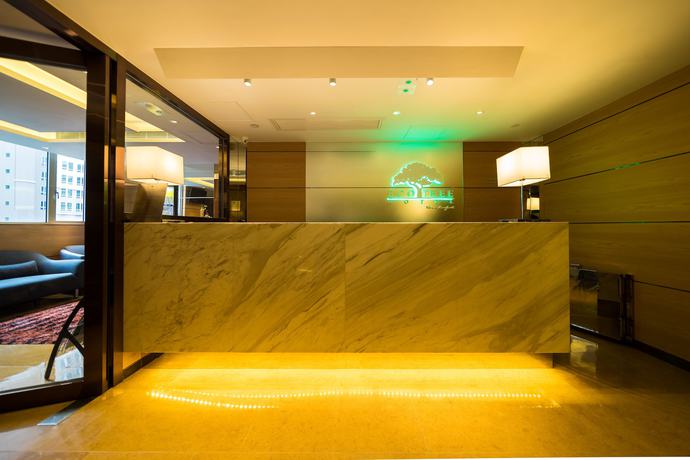 Imagen de los interiores del Hotel Eco Tree, Hong Kong. Foto 16