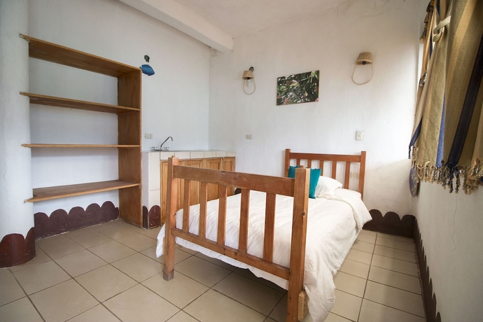 Imagen de la habitación del Hotel Eco Uxlabil Atitlan. Foto 11