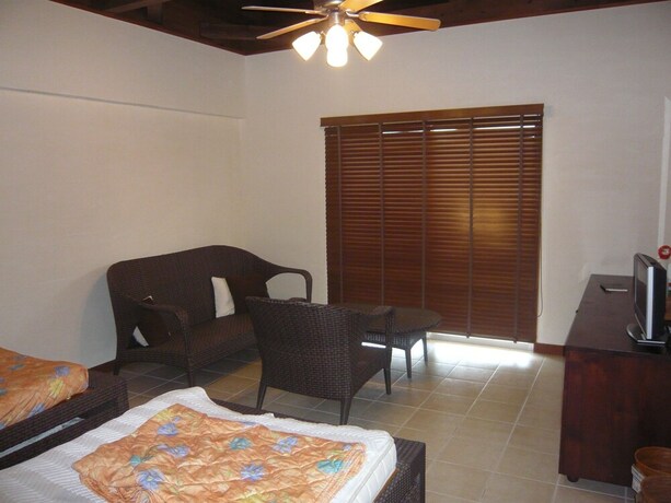 Imagen de la habitación del Hotel Eco Village Iriomote. Foto 17